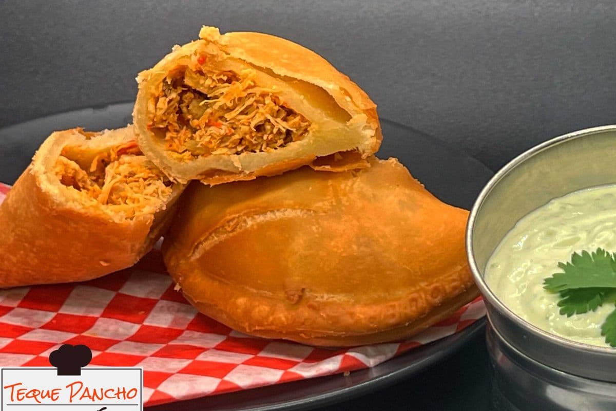 Pastelito de poulet / Chicken Pastelito