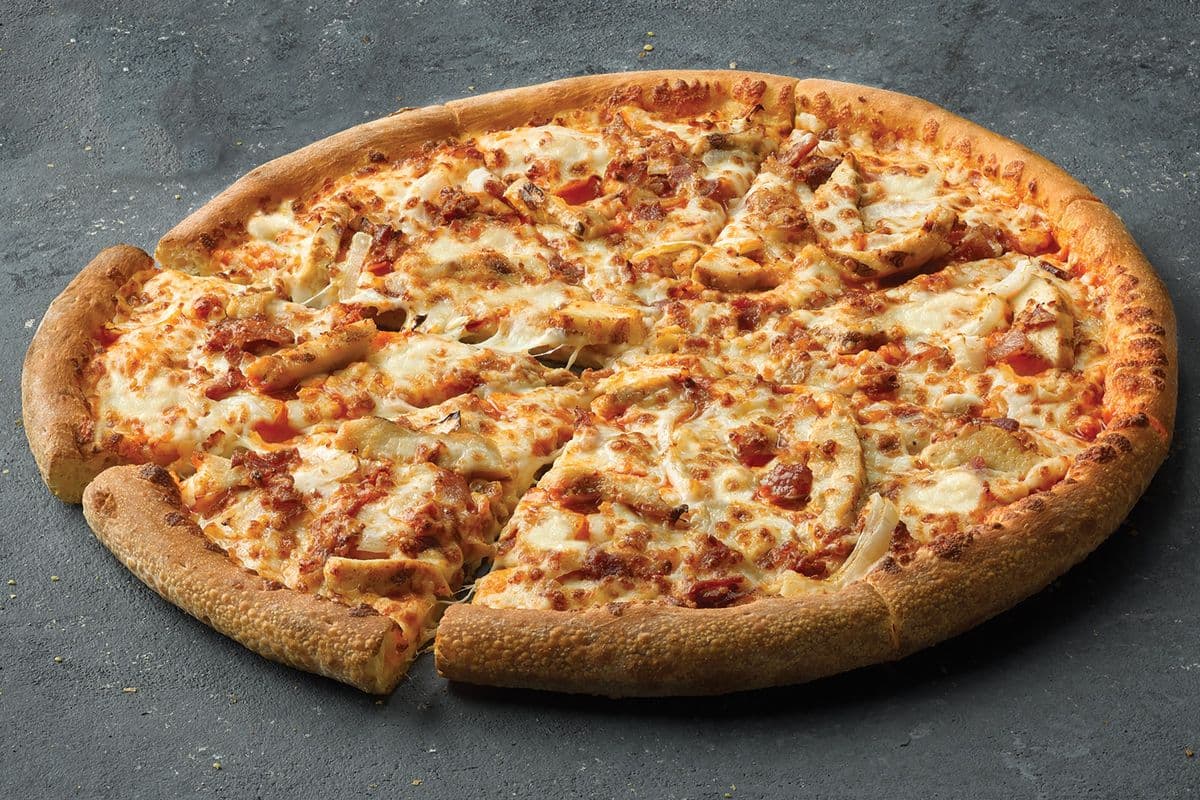 Extra Large Speciality Fiery Buffalo Chicken Pizza