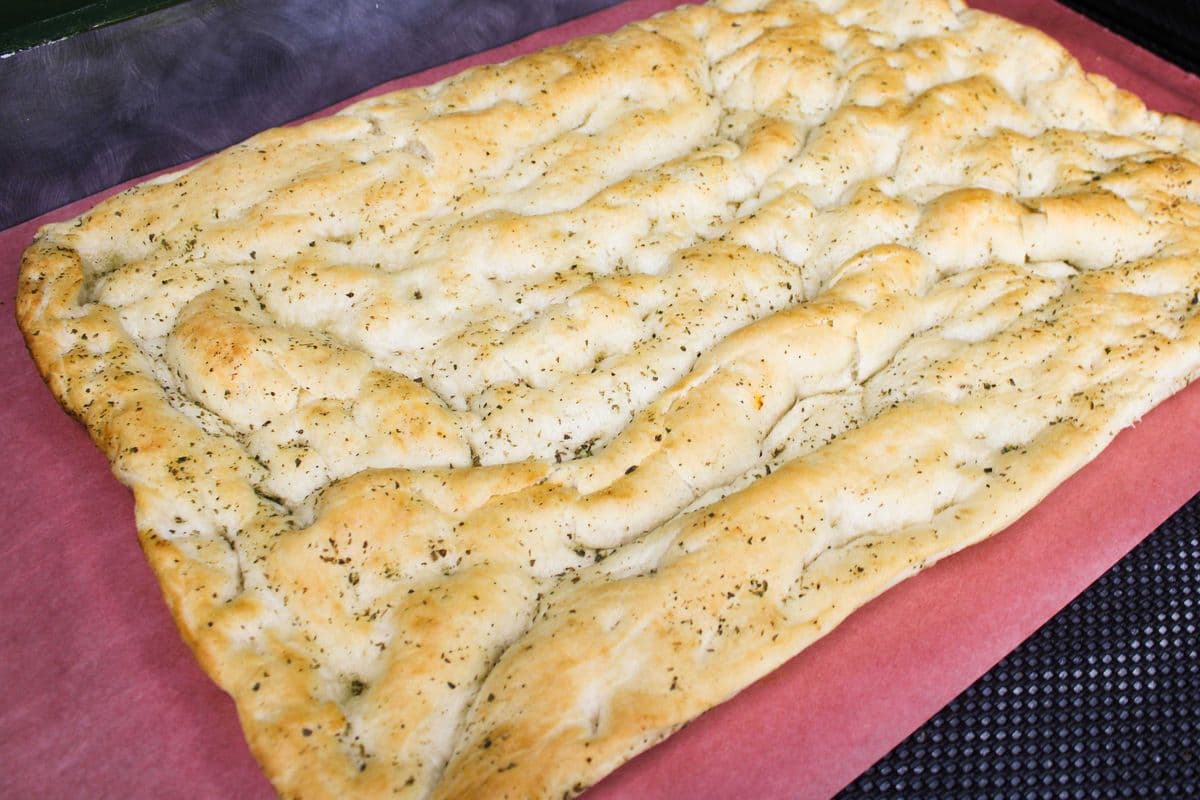 Herbes et huile (blanche) entière / Herbs and Oil (white) Pizza Full