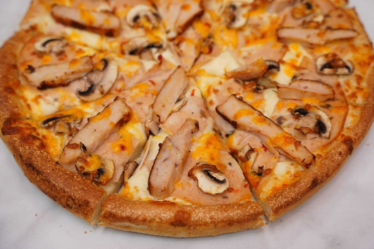 Small Chicken Mushroom Melt + FREE DRINK