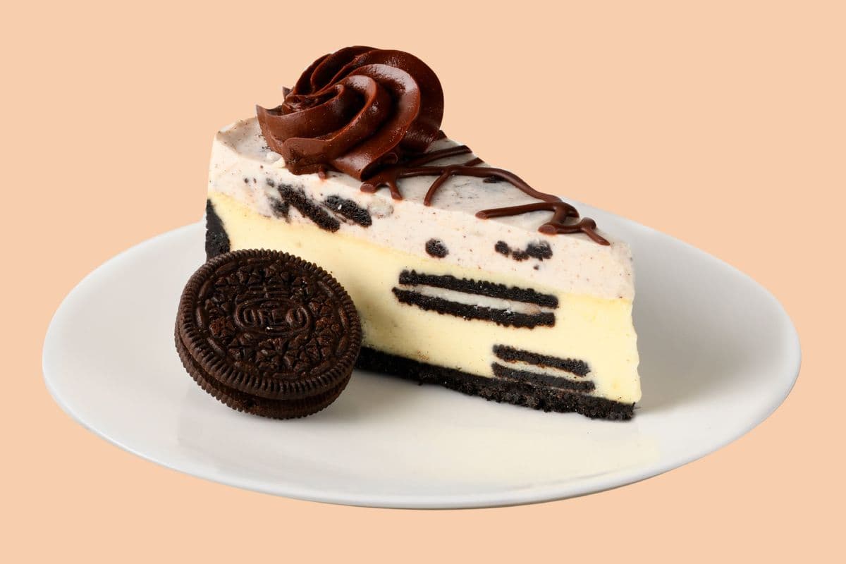 Oreo Cookies & Cream Cheesecake