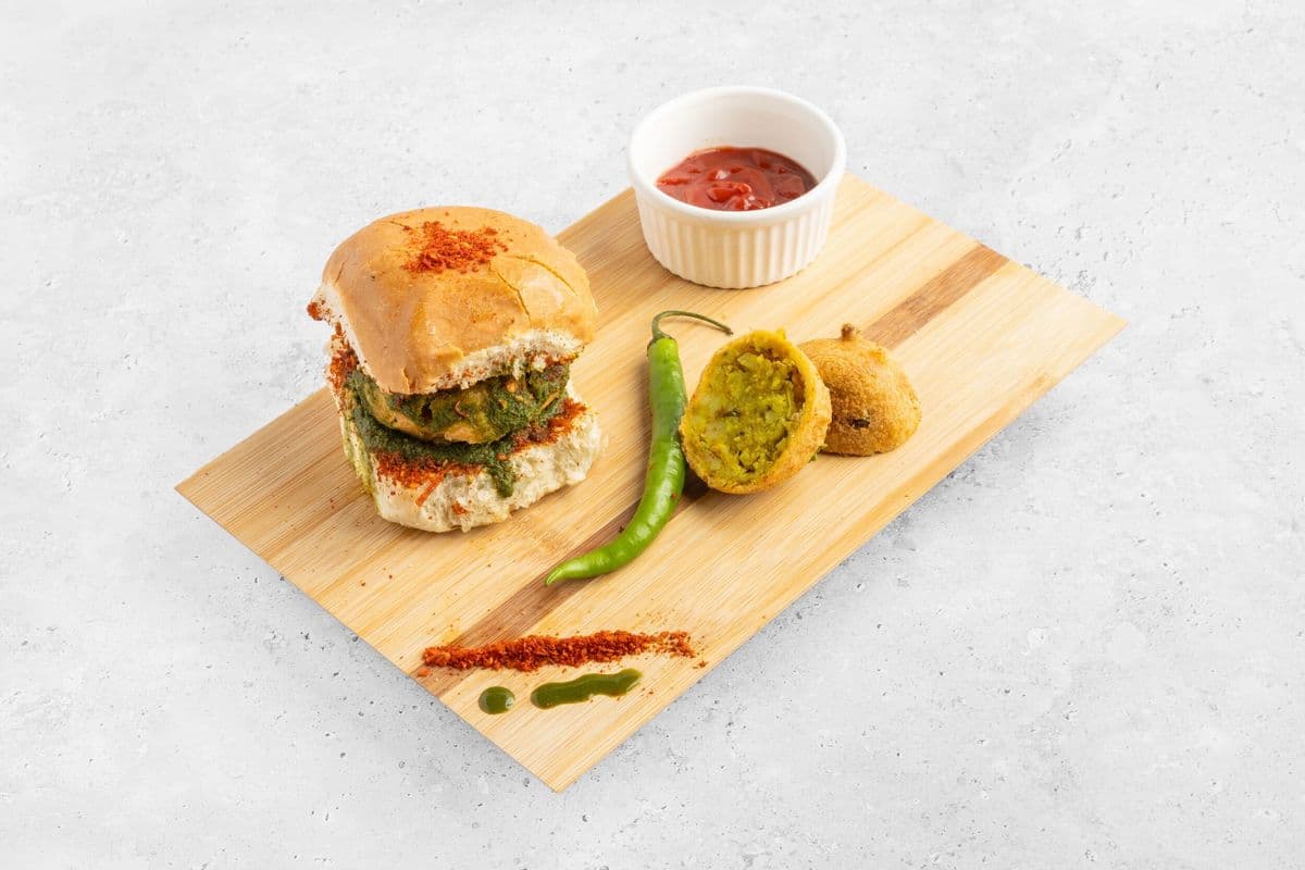 Vada Pav 2 pc