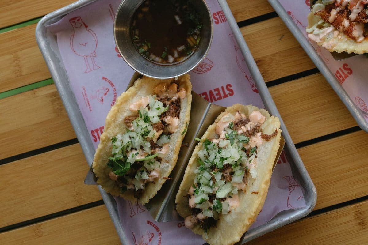 Birria Puffy Taco's