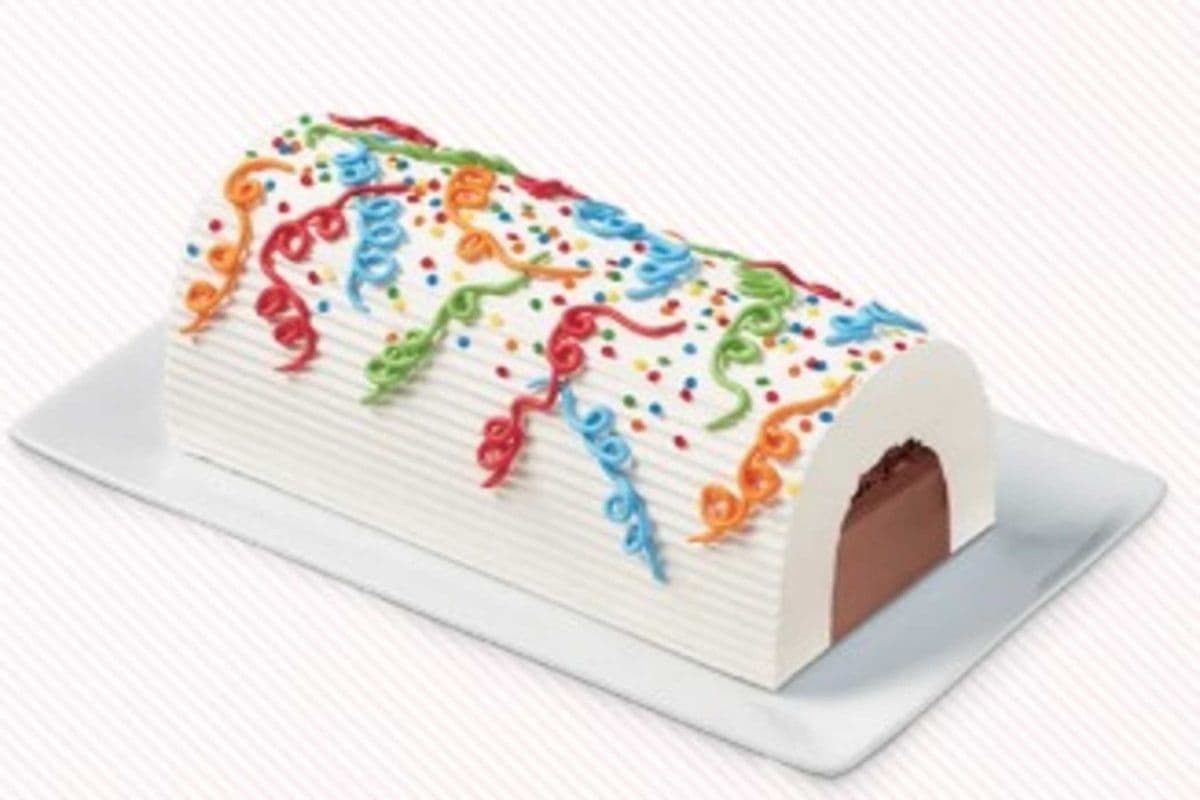 Standard Celebration Log Cake - DQ® Cake