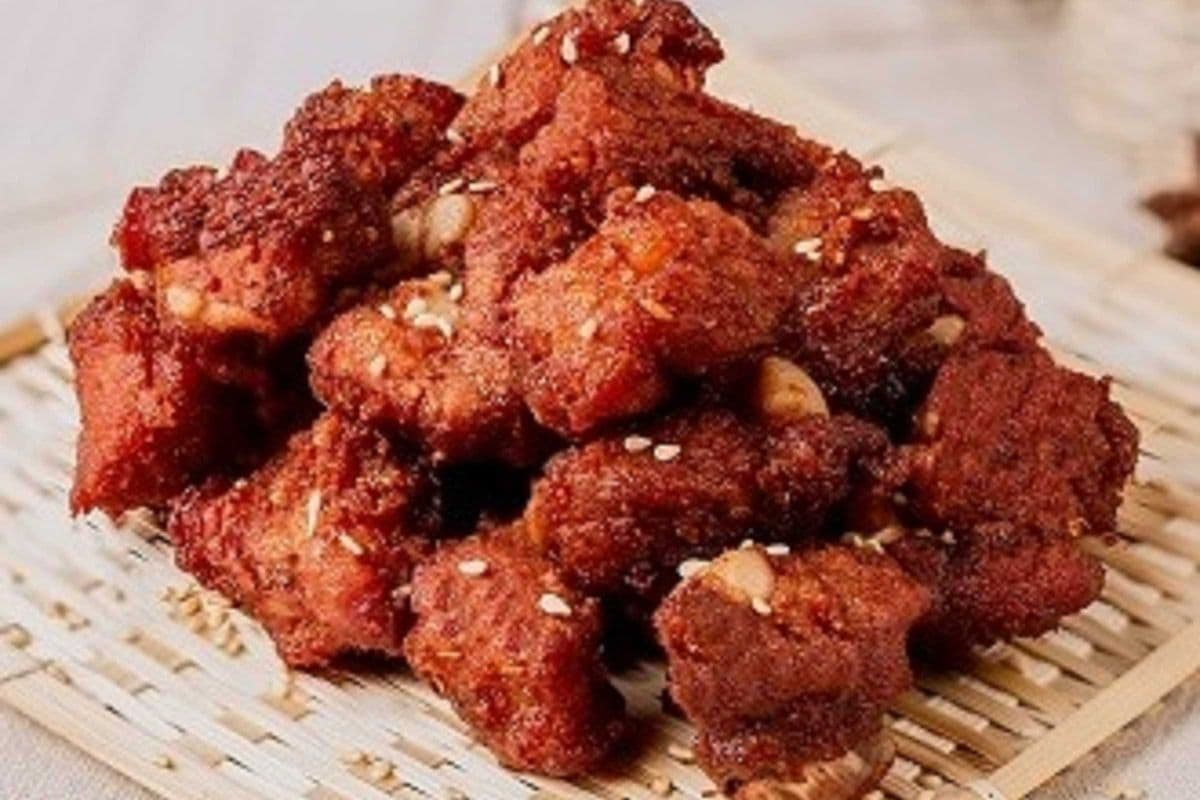 Sichuan Style Spicy and Crispy Fried Pork Ribs 麻辣酥小排