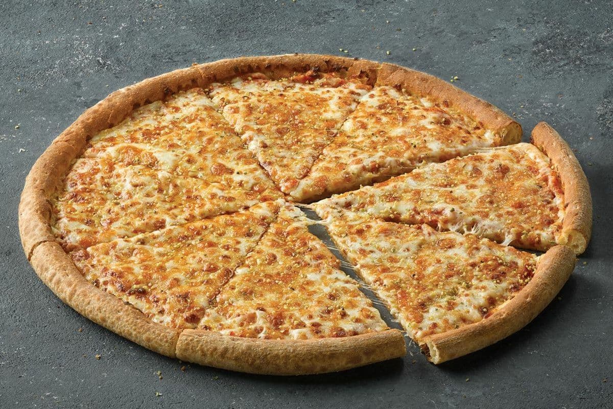 14" Pizza large aux six fromages / Large 14" Tuscan Six-Cheese Pizza