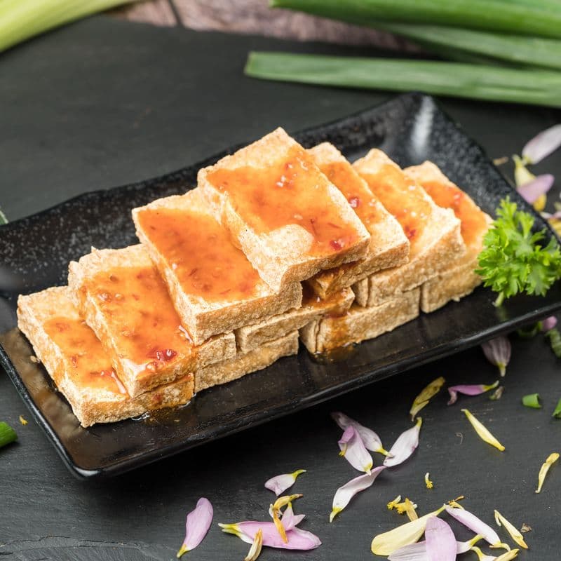 Deep-Fried Tofu with Garlic and Soy Sauce