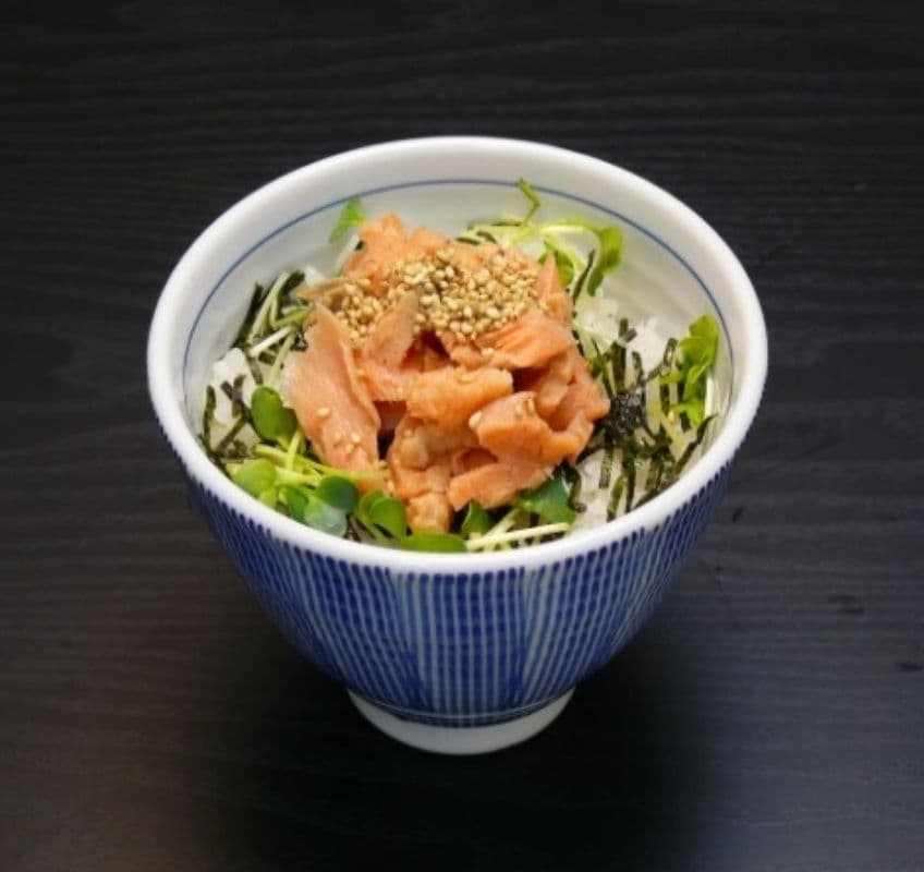 Grilled Salmon Gohan 焼き鮭ご飯