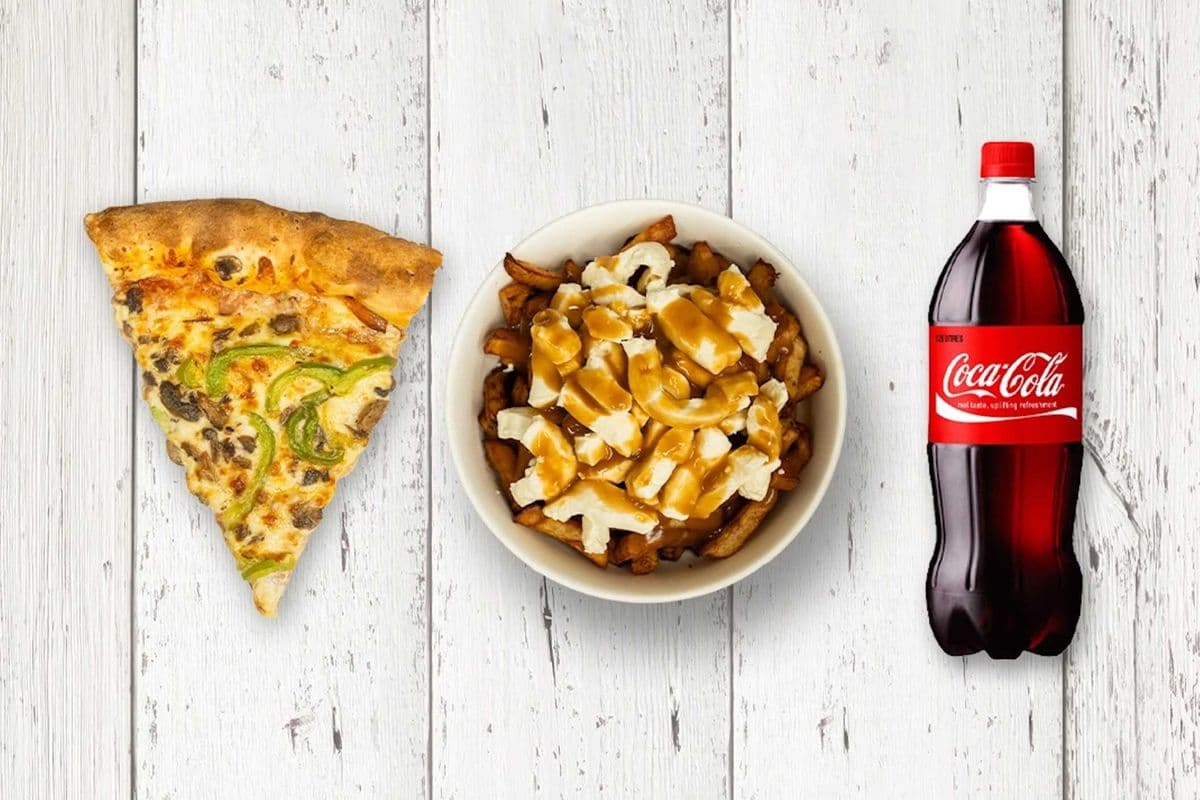 Pointe de pizza, poutine et liqueur