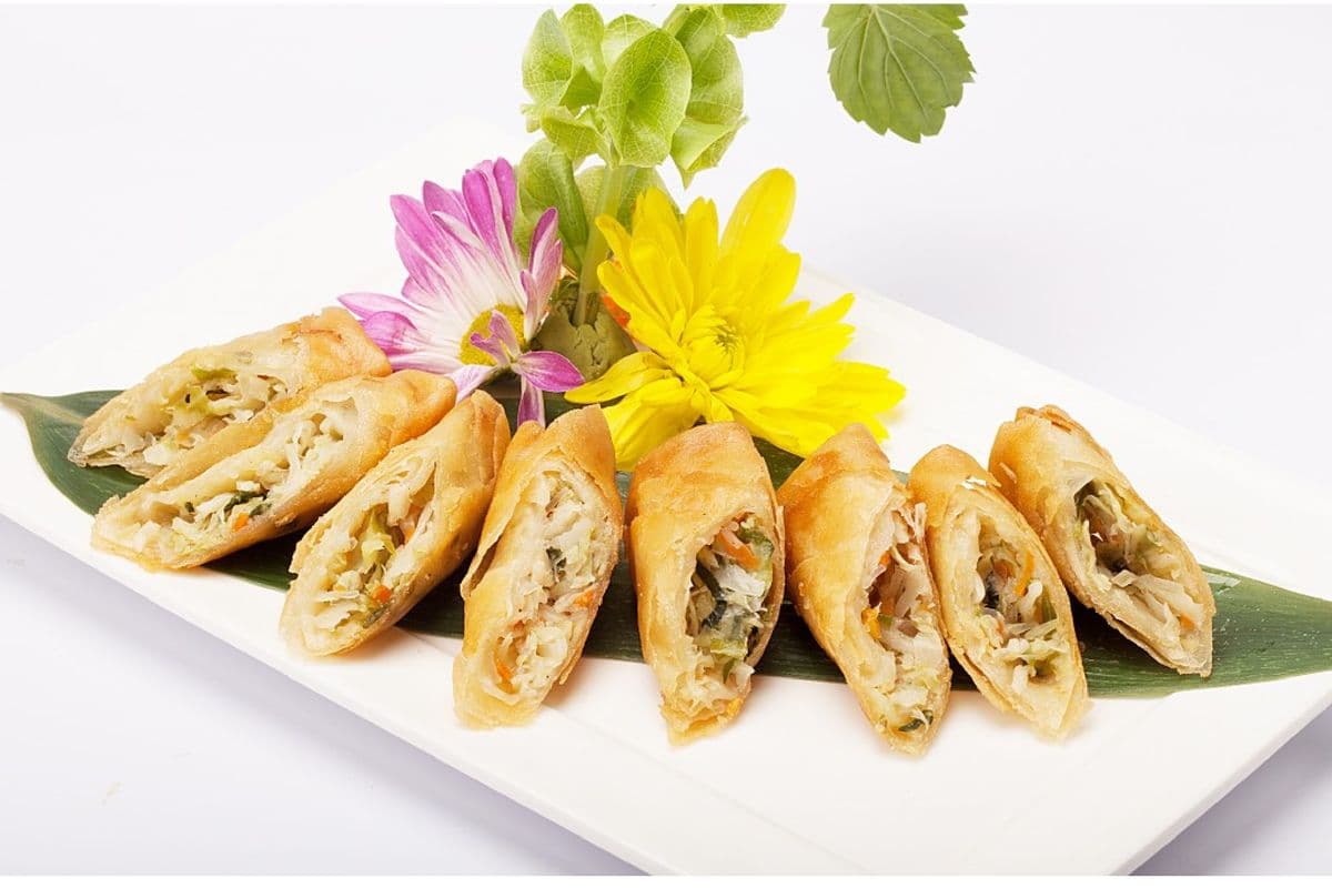 4. Vegetable Spring Rolls (5 pcs)