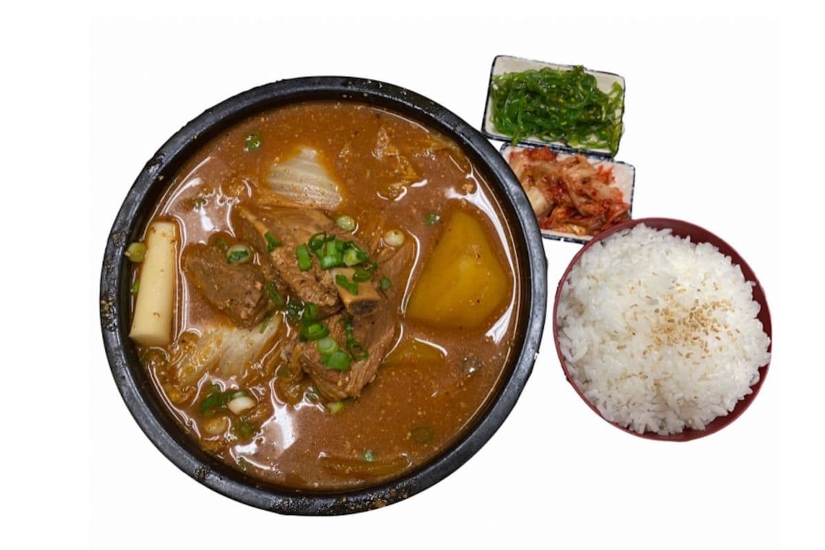 Gamja-Tang (Korean Pork Rib&Potato Soup)