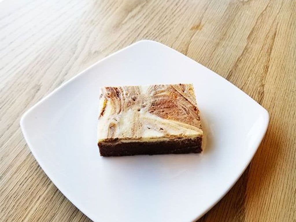 Cheesecake Brownie