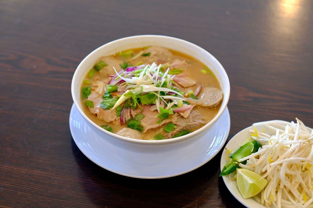 30.SP Spicy Peanut Pho – Rare Beef, Brisket & Beef Balls