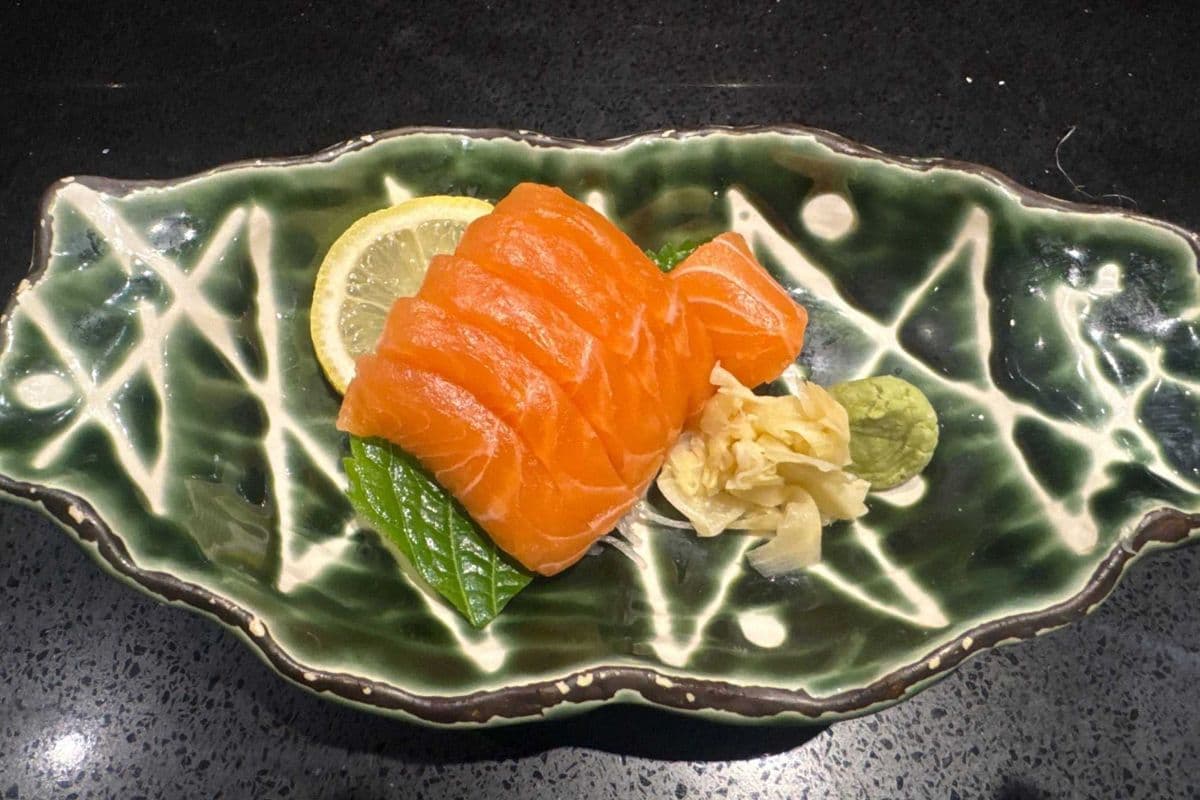 Salmon (Sake) Sashimi (5 pcs)