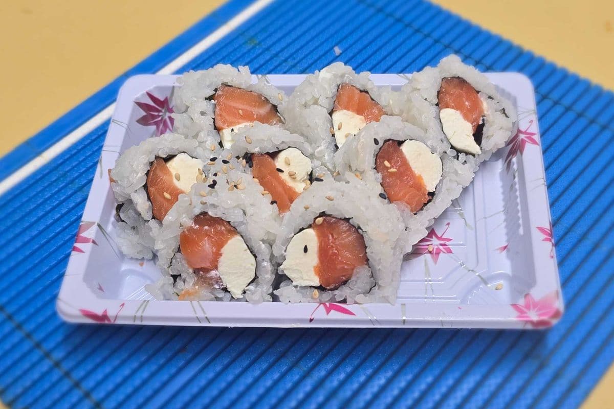 Salmon Cream Cheese Roll