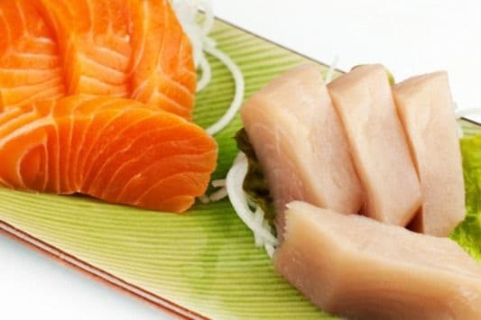 48. Tuna and Salmon Sashimi (9 pcs)
