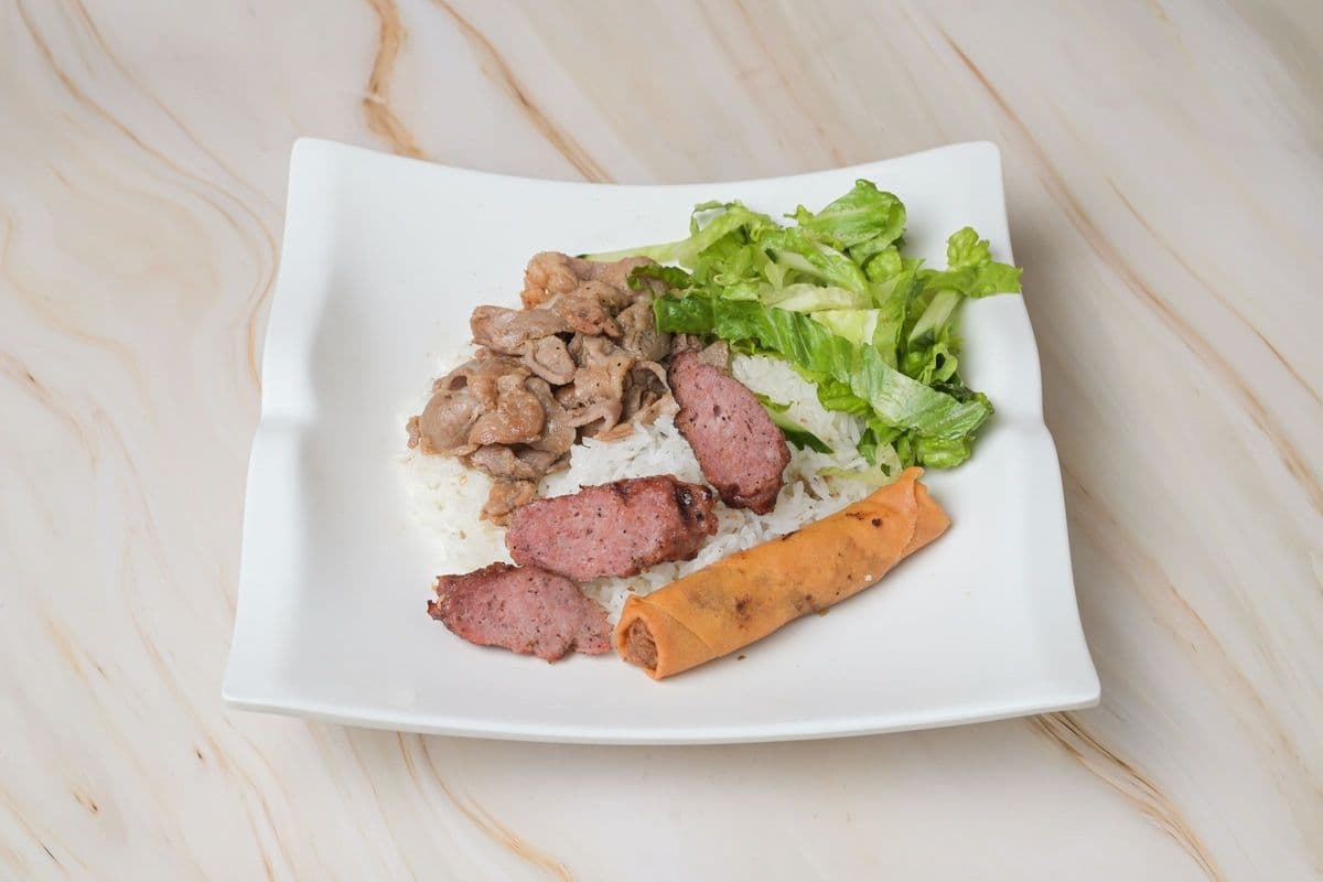 14. Grilled Meat and BBQ Vietnamese Sausage with Spring Roll