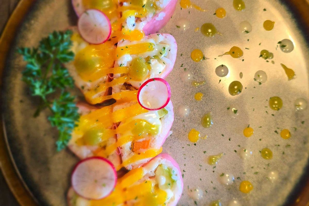 Pink Lady Roll