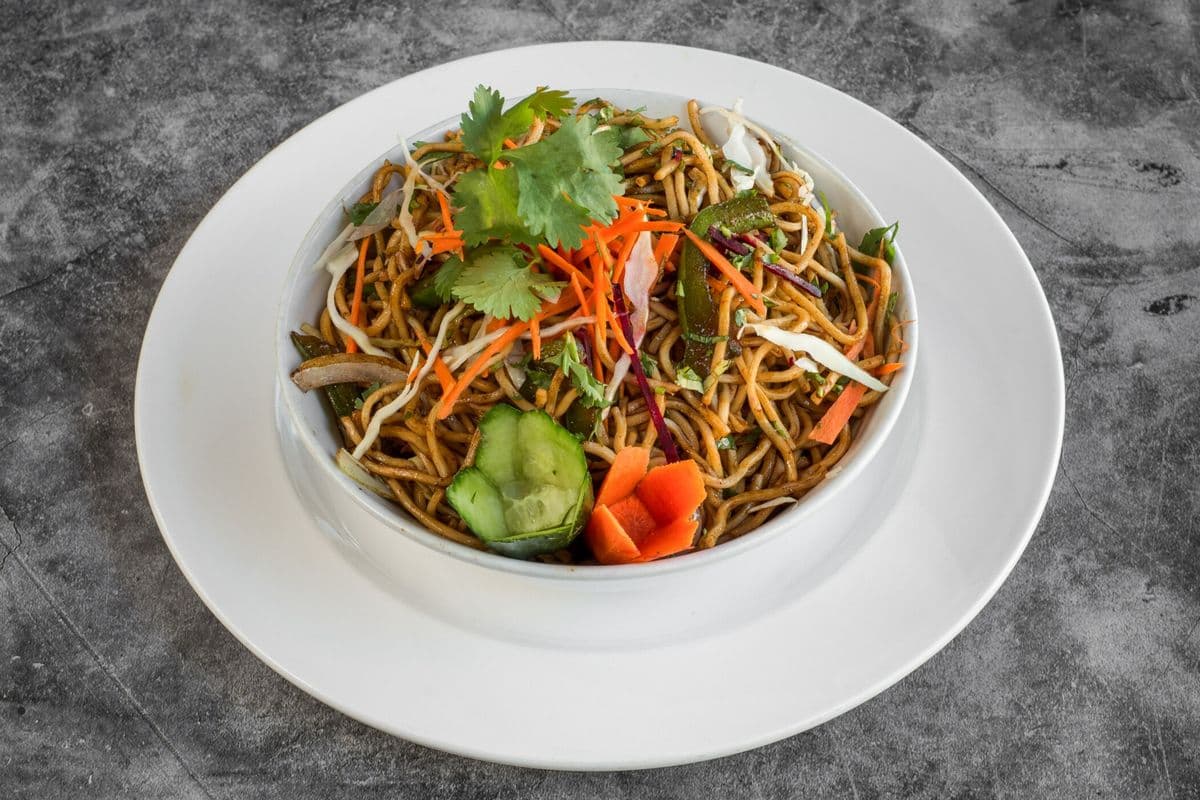 Vegetable Hakka Noodles