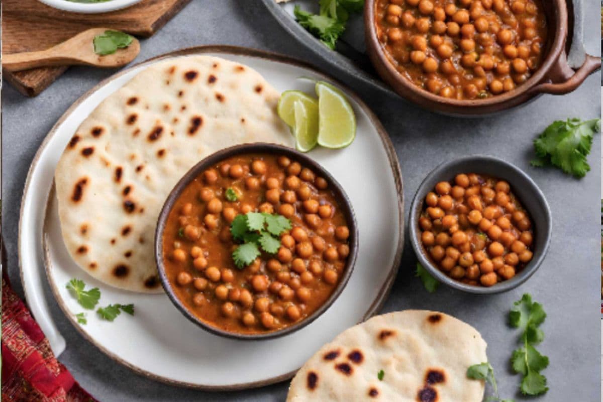 Chhole Butter Kulcha