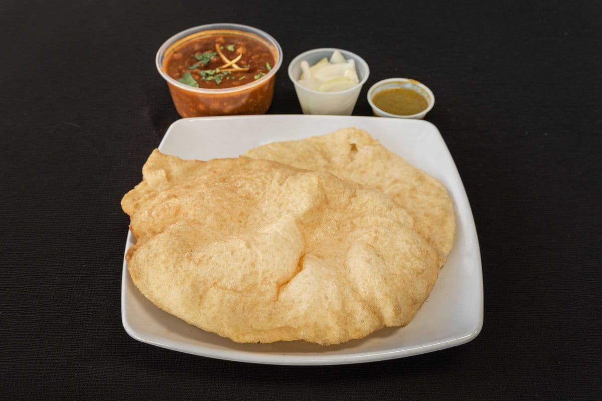 Chane Bhature