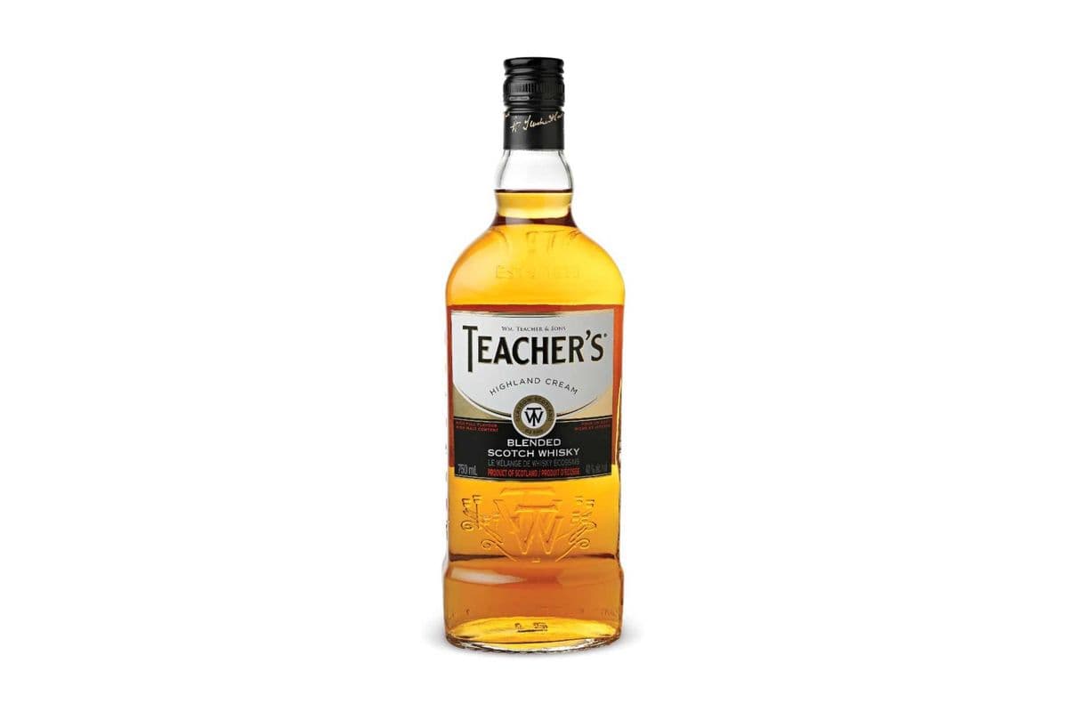 Teacher’s Highland Scotch Whisky (1 x 750 ml)