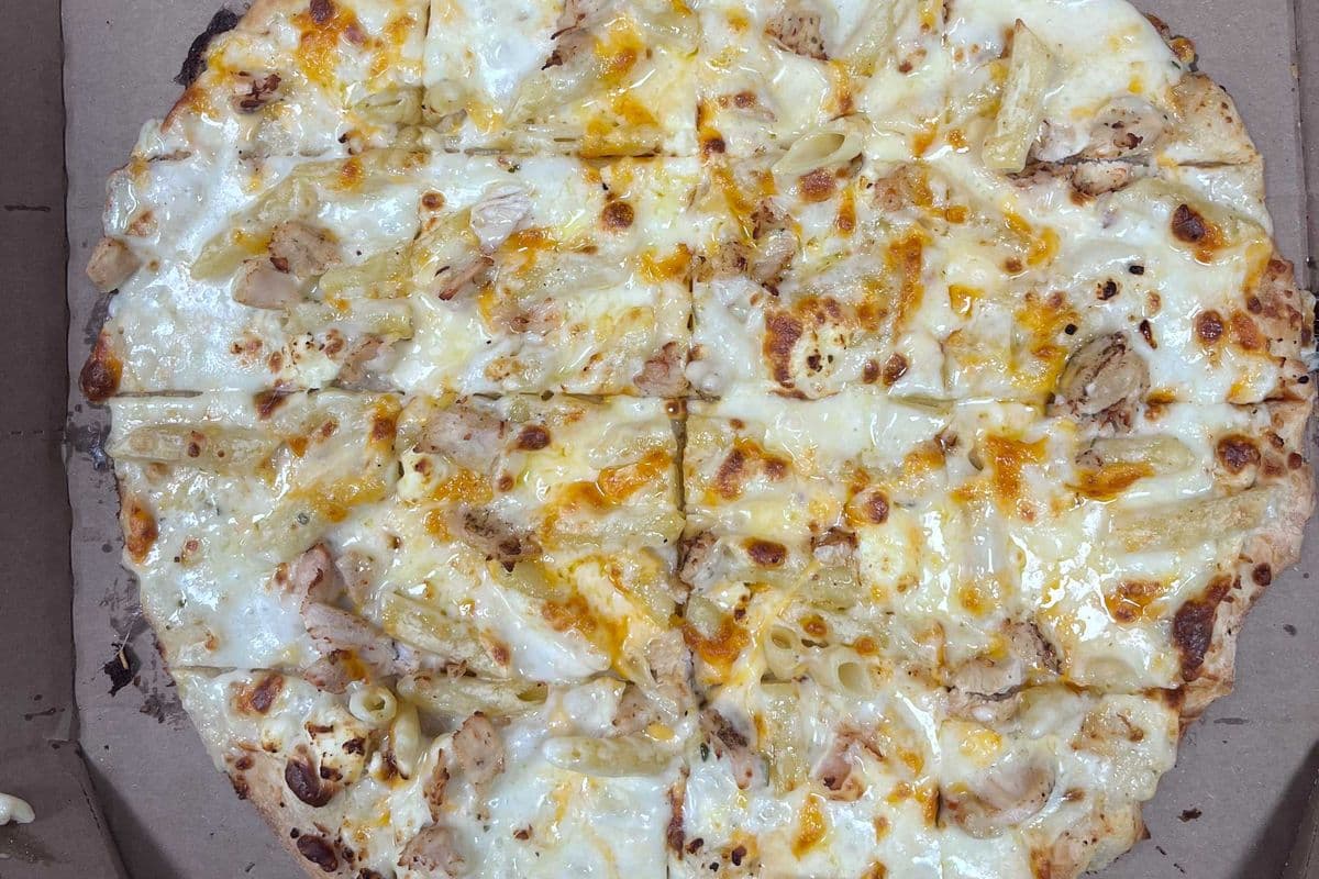 10" Small Alfredo Chicken Pizza