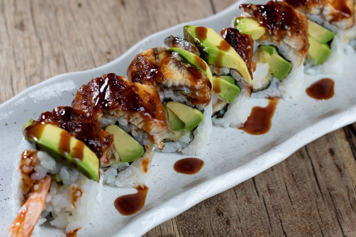F09 Black Dragon Roll