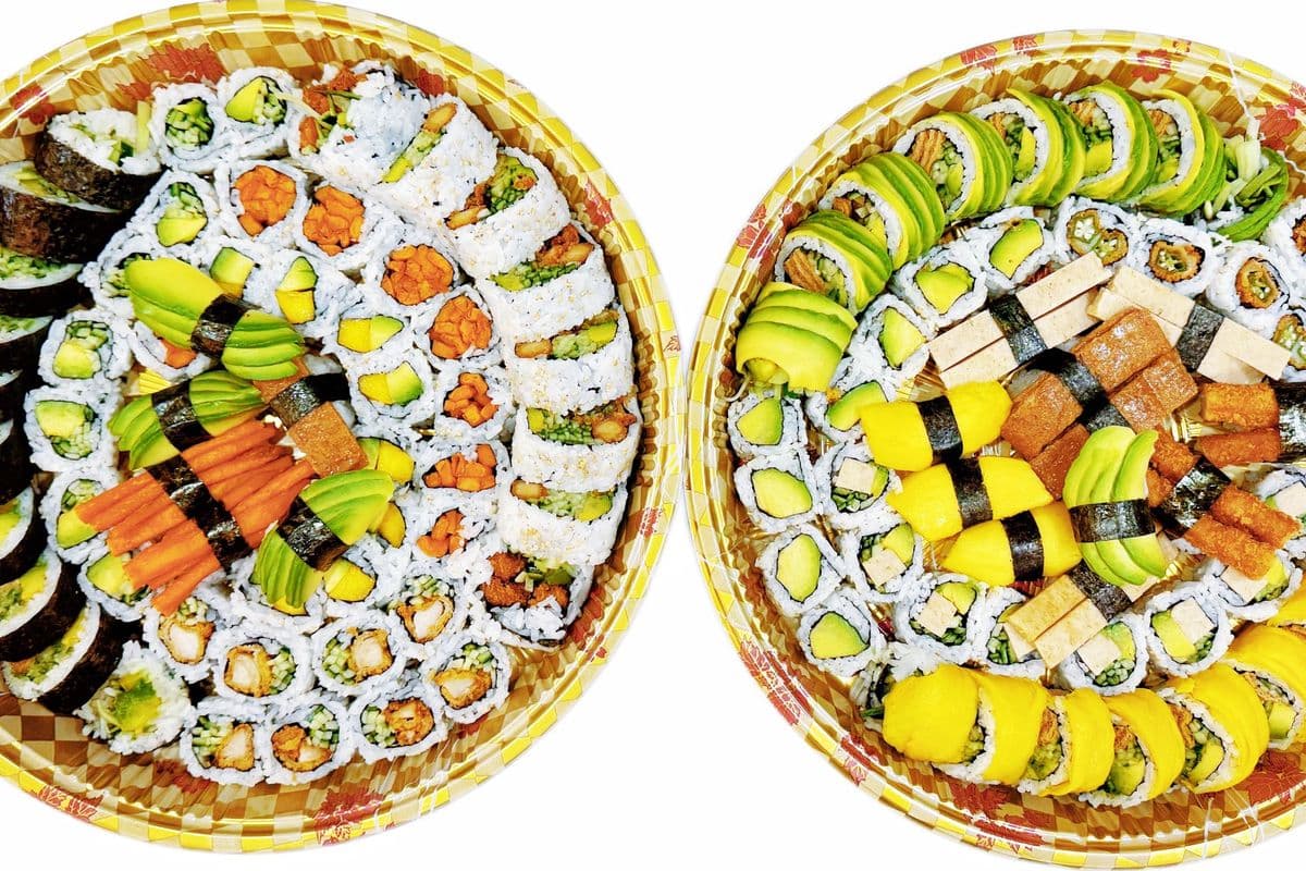 Large Vegan Party Tray (116 pcs)