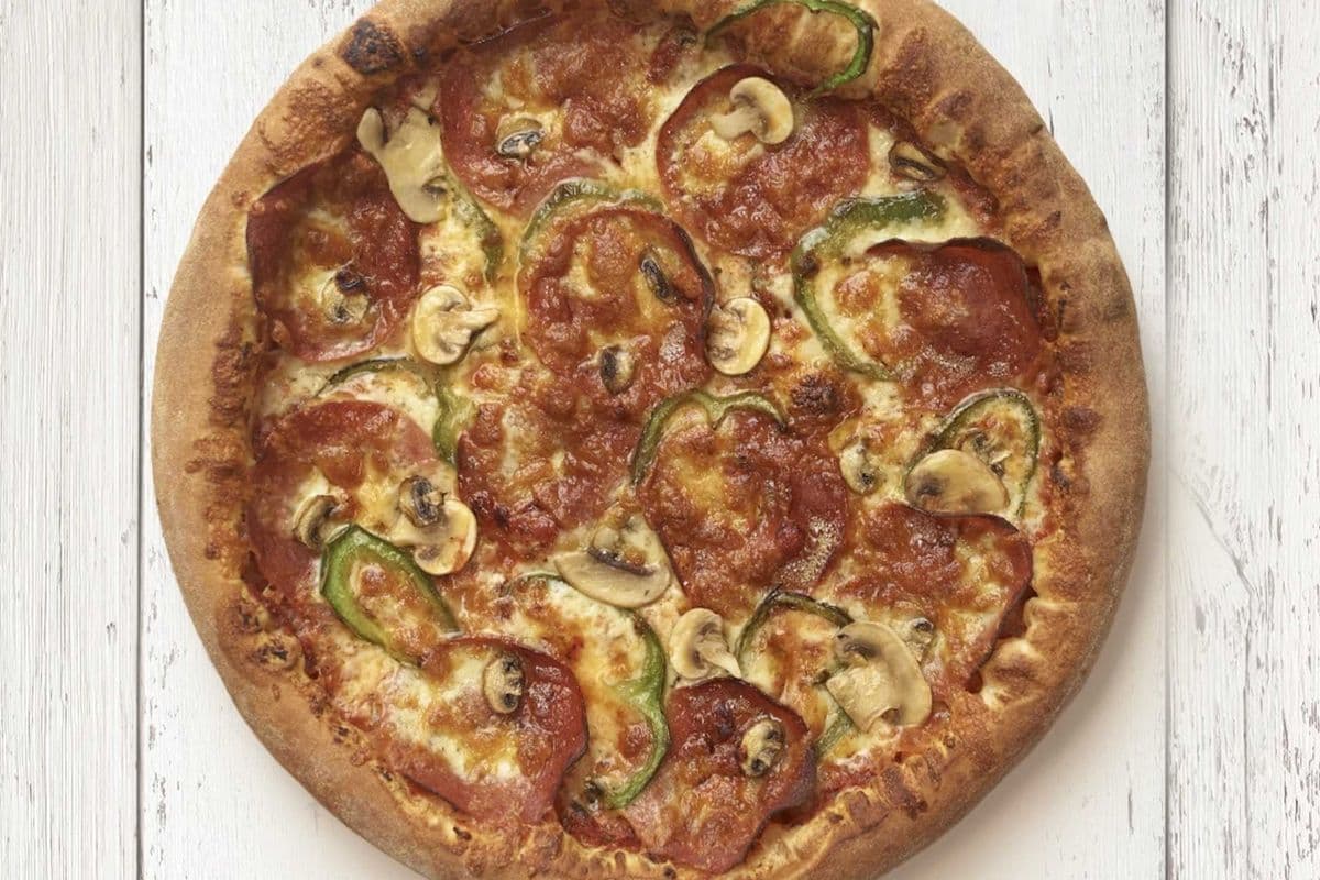 Pizza 12" toute garnie
