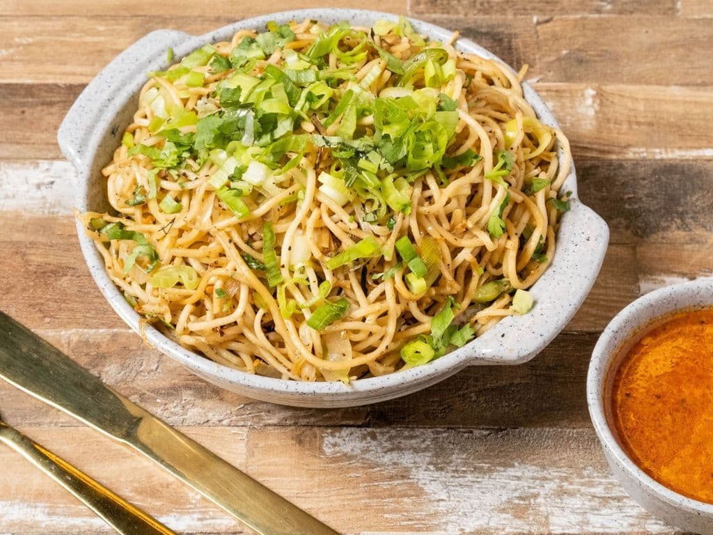 Veg Hakka Noodles