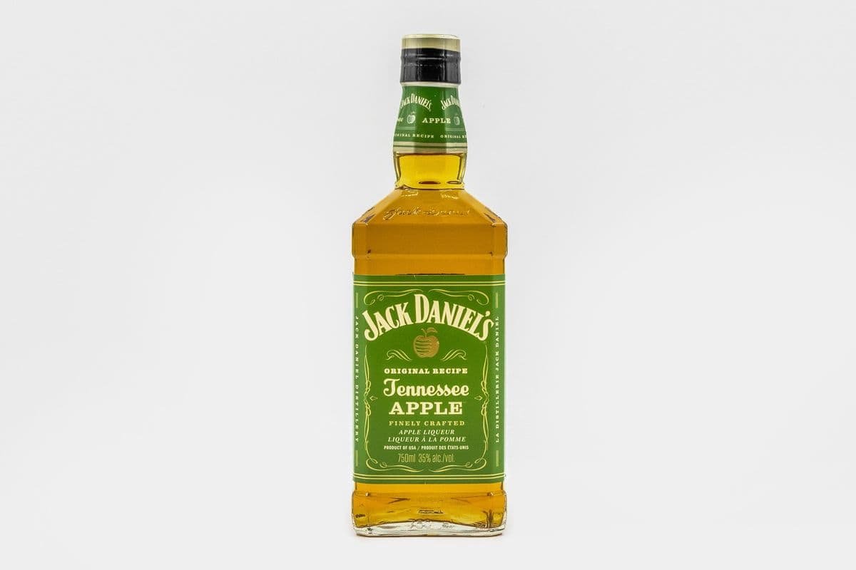 Jack Daniel's Apple Whiskey (1 x 750 ml)