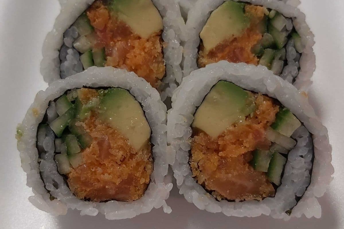 40.Crunch Spicy Salmon Roll (5 pcs)