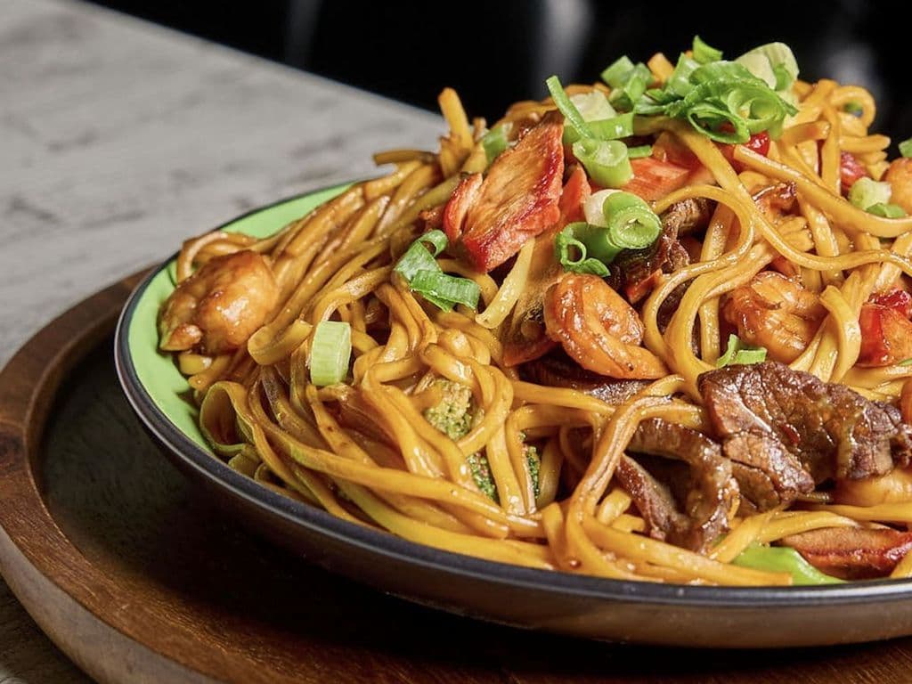 Special Mixed Lo Mein