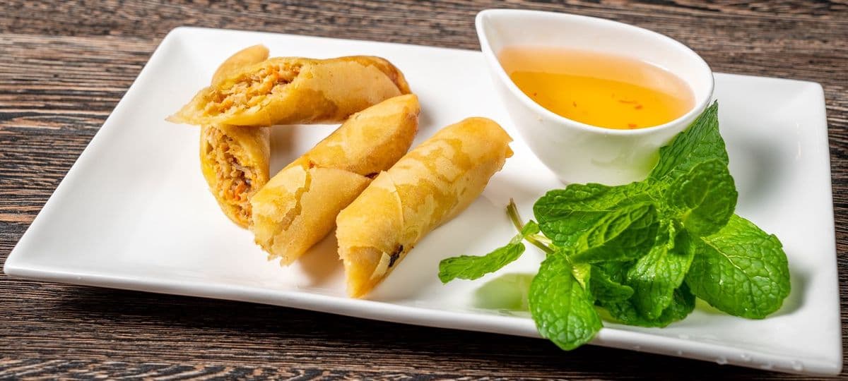 A1. Fried Roll - 4 Rolls - OO