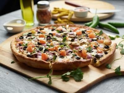 14" Large Curry Pizza Twist
