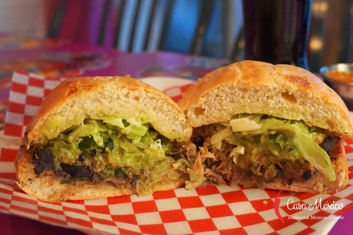 Torta de Carnitas