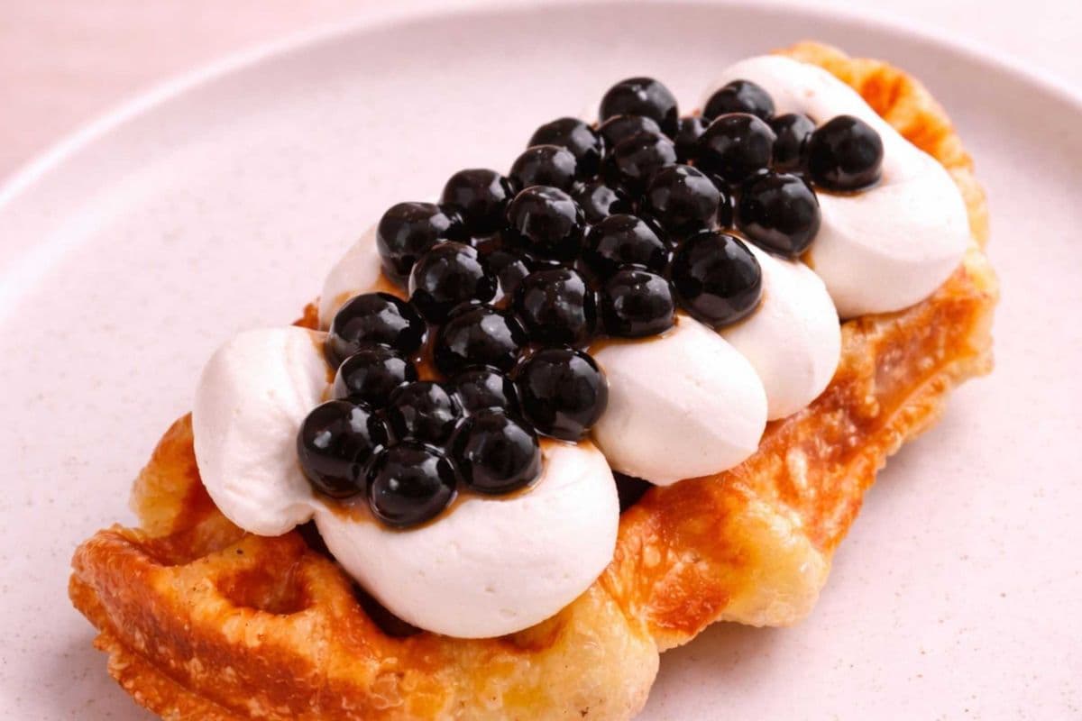Brown Sugar Bubbles and Cream Croffle
