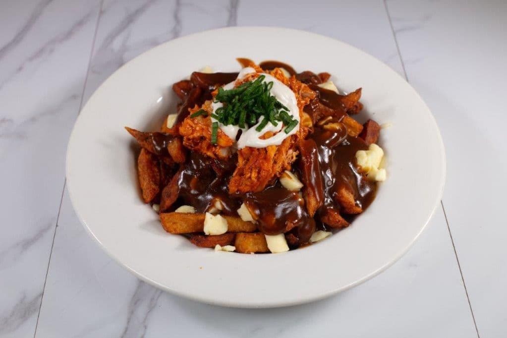 Buffalo Chicken Poutine
