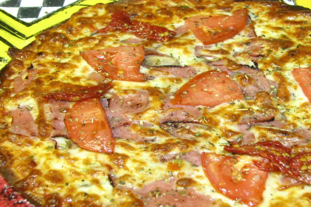 14" Pizza Cardinal style Europeenne