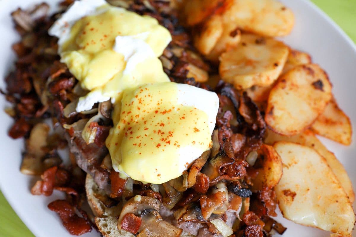 Steak Hollandaise