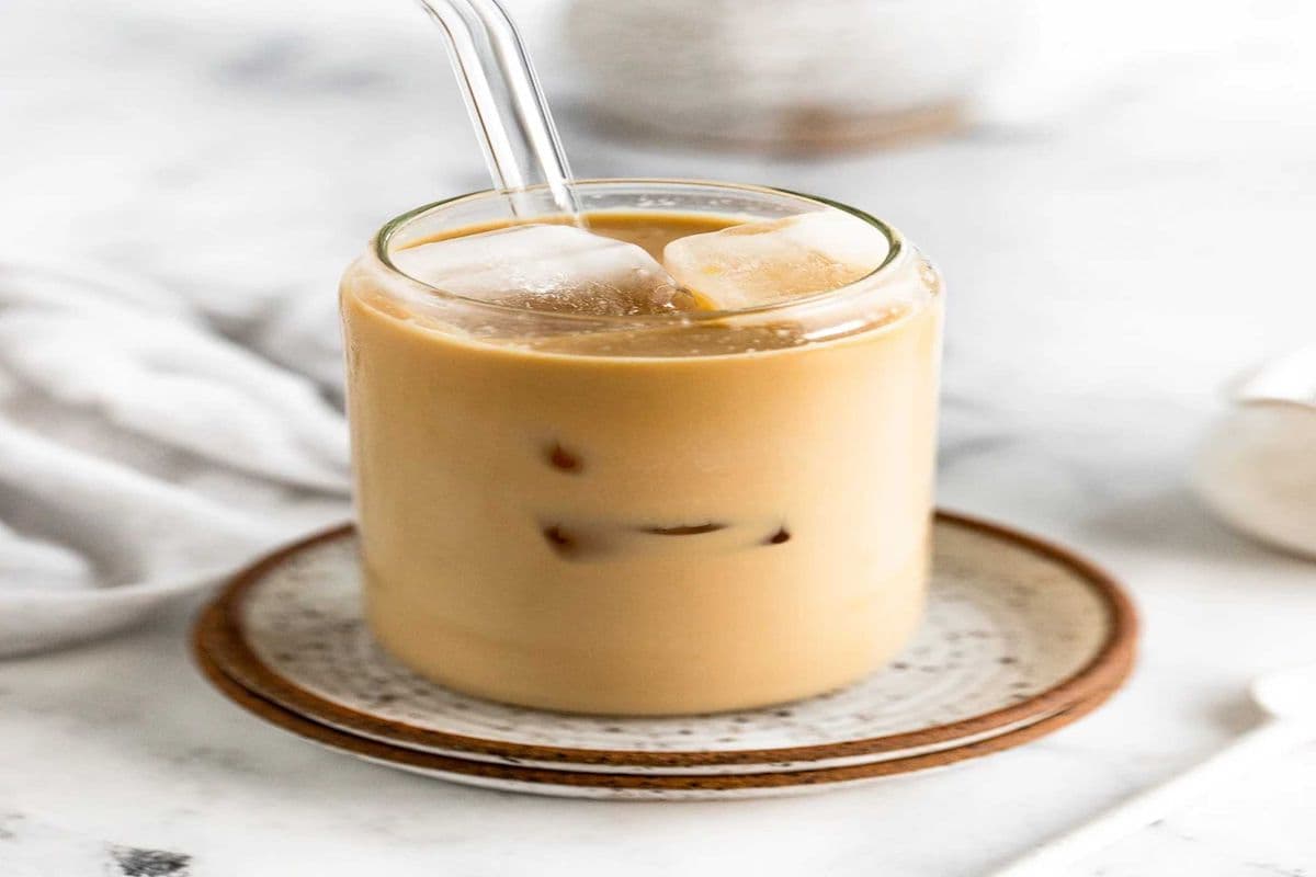 ICED COFFEE (18OZ)