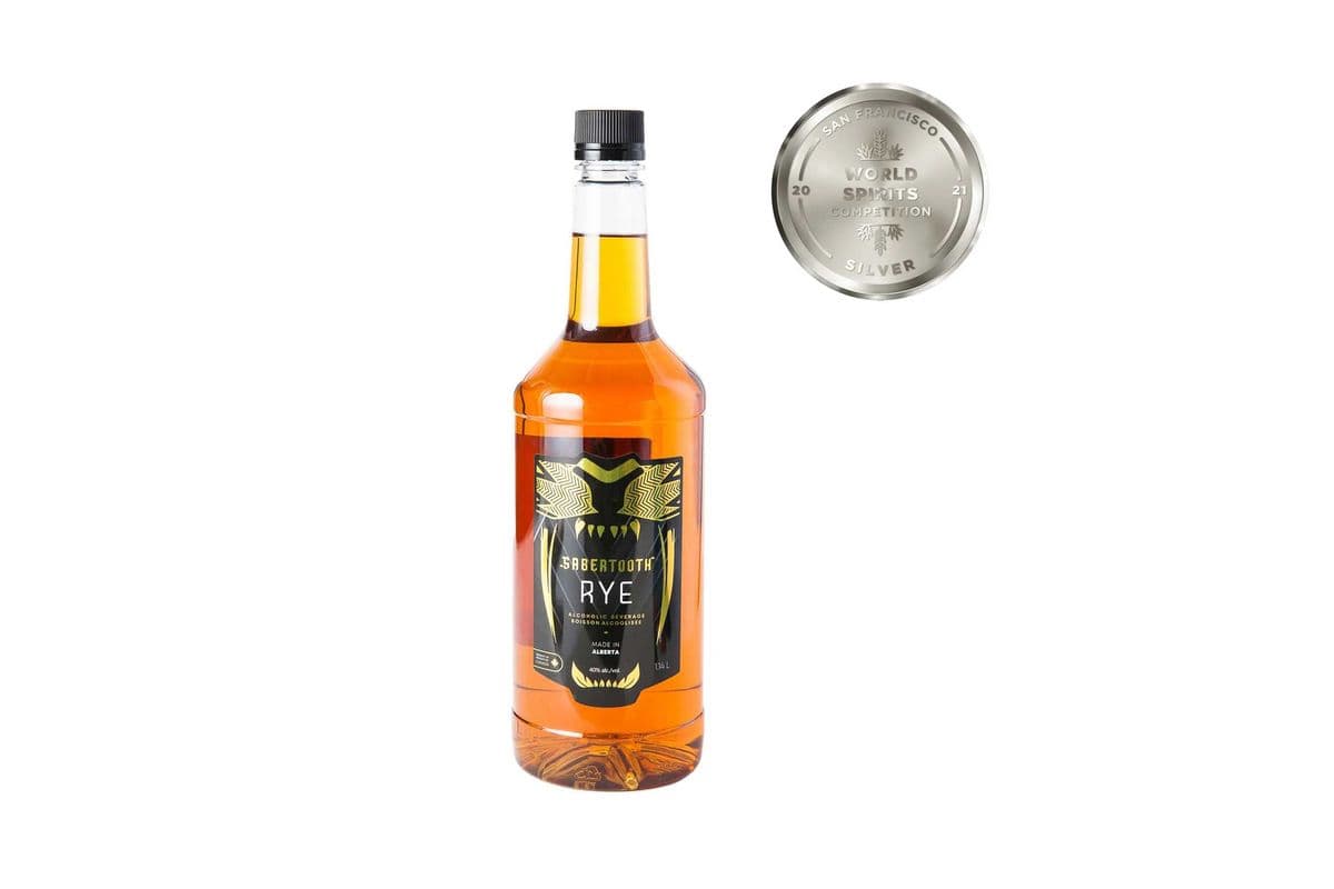 Sabertooth Rye (1 x 750 ml)