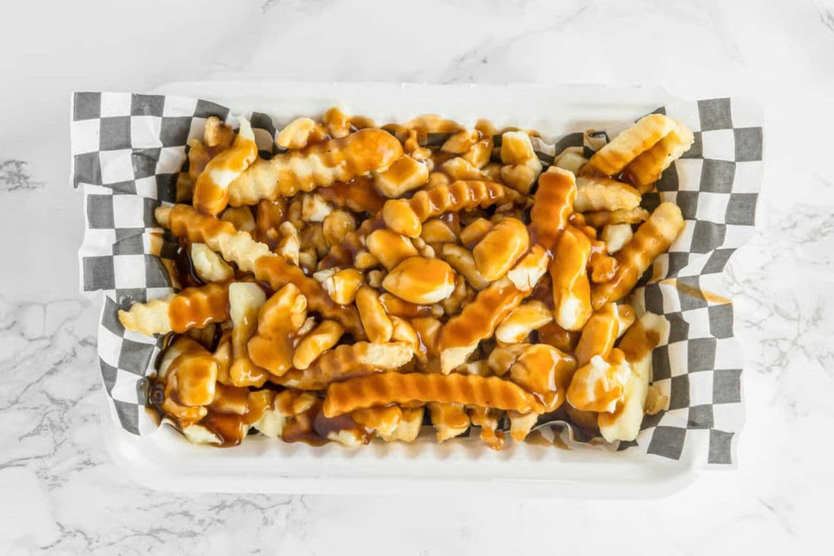 MONTREAL STYLE POUTINE - D