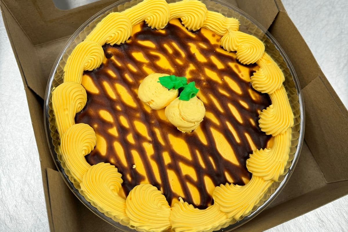Mango Ice Cream Cake