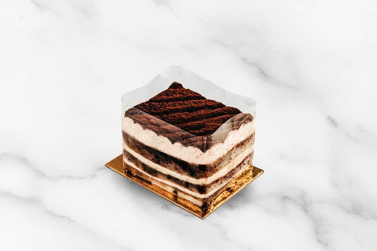 Tiramisu Cake