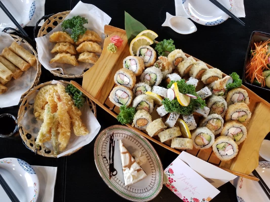 Mother's Day Roll Combo