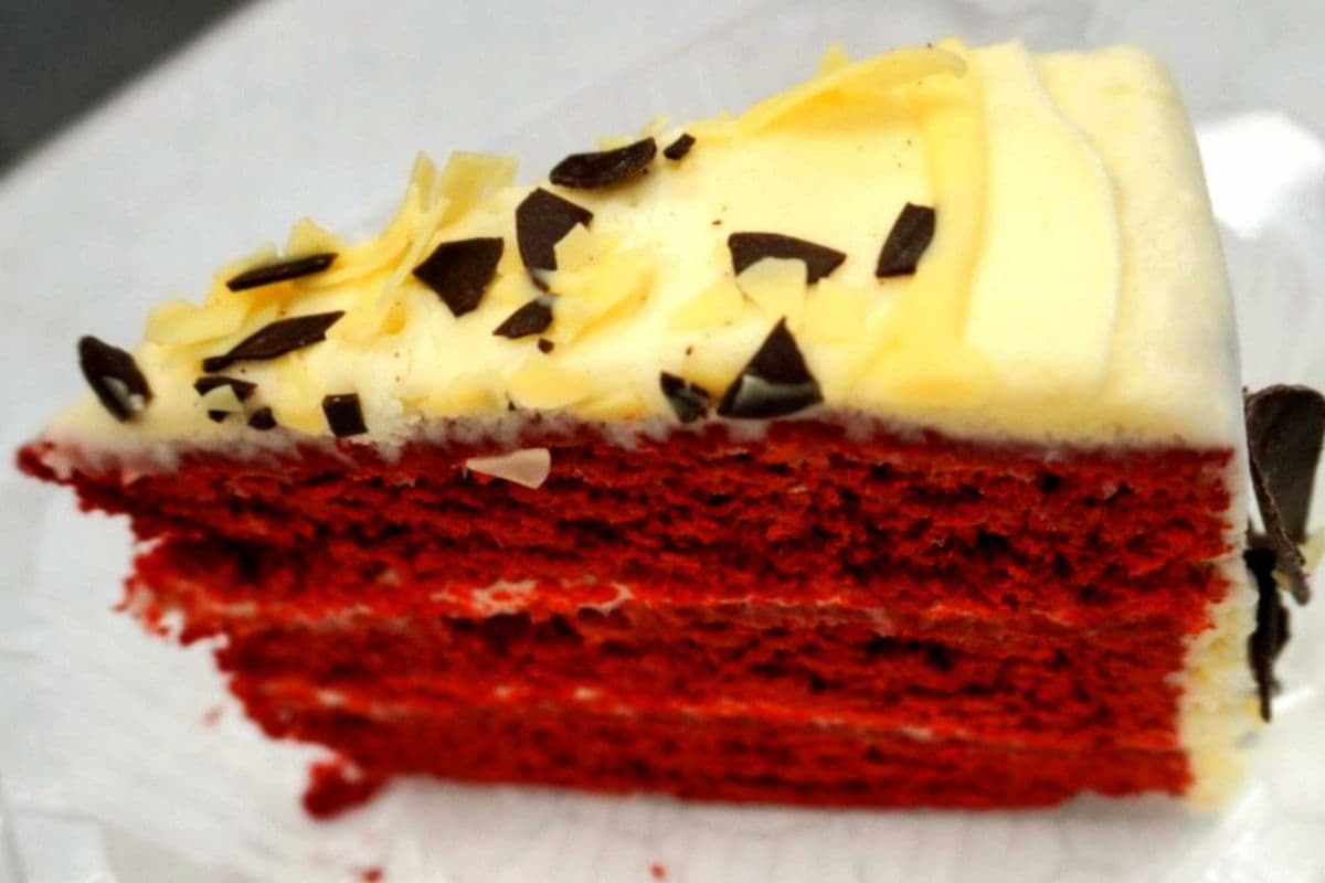 Red valvat