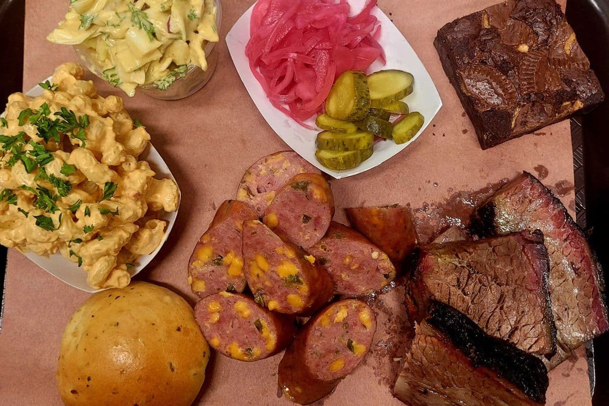 U-Build BBQ Platter