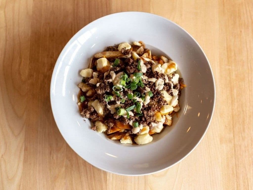 Étas-Unis - Poutine Cheeseburger / USA - Cheeseburger Poutine